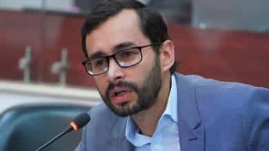 Congresista colombiano fue inadmitido en Venezuela y se le perdi&oacute; el rastro