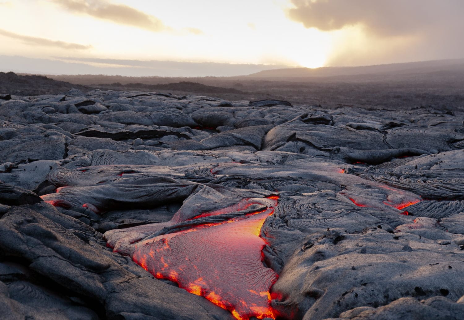 Este es el misterioso volc&aacute;n activo que arroja oro en sus emisiones de gas