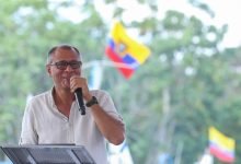 Exvicepresidente de Ecuador pide ayuda a Gustavo Petro