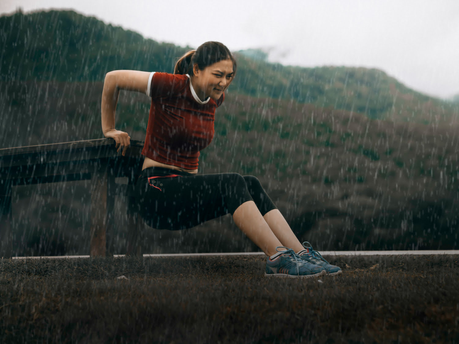 Los sorprendentes beneficios de hacer ejercicio bajo la lluvia