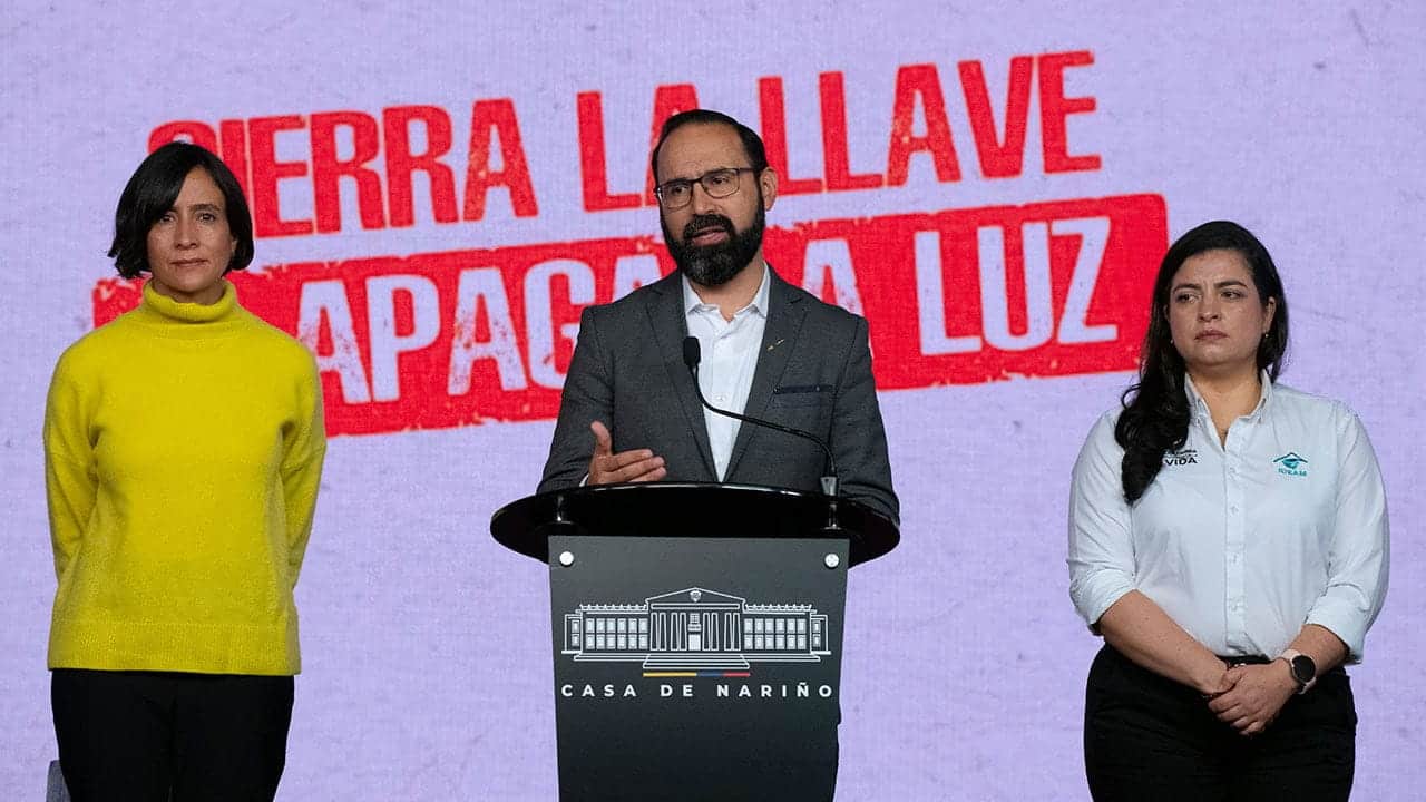 Ministro de Minas entreg&oacute; nuevo informe sobre nivel de&nbsp;los&nbsp;embalses / consumo de energ&iacute;a