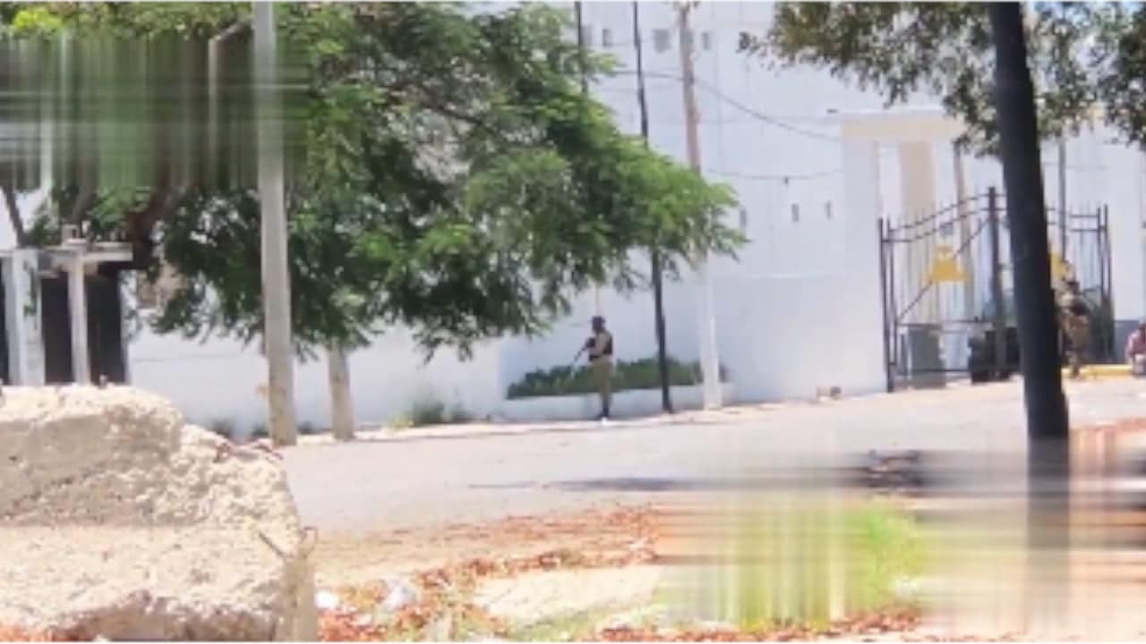 Reportan ataque armado contra Palacio Presidencial de Hait&iacute;