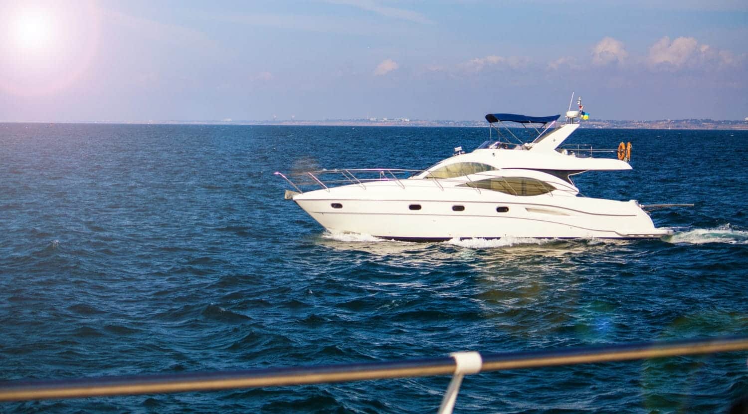 Yate se hundi&oacute; Cartagena con 14 personas a bordo esto es lo que se sabe