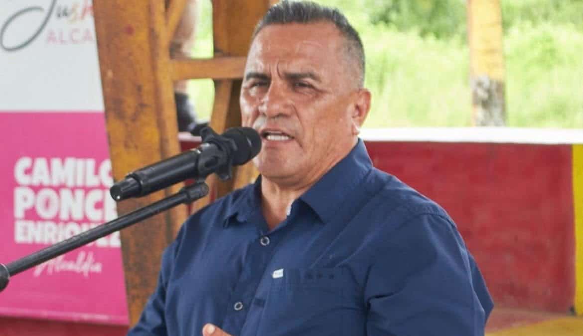 alcalde educador jos&eacute; s&aacute;nchez