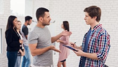 alejarte de un amigo