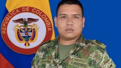 Ultiman a soldado en su d&iacute;a de descanso y dejan herida a su esposa