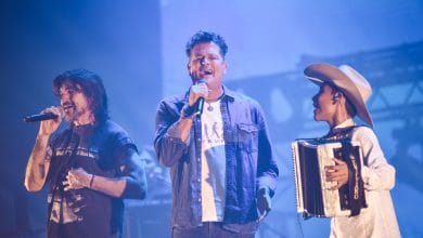 Juanes y Carlos Vives rindieron homenaje a Omar Geles en Bogot&aacute;