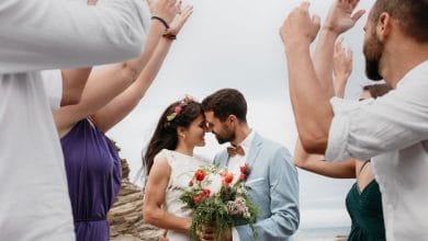 La tradici&oacute;n detr&aacute;s de lanzar arroz en las bodas