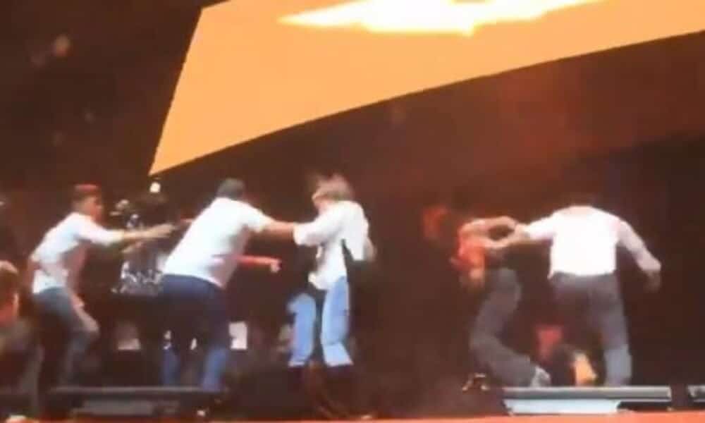 Nueve personas pierden la vida por colapso en tarima de campa&ntilde;a pol&iacute;tica