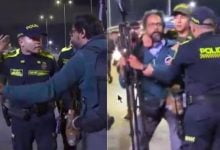 Video: así agredieron policías a periodistas durante cobertura del caso La Modelo / Esto hicieron con policía que agredió a periodista que cubría caso de La Modelo