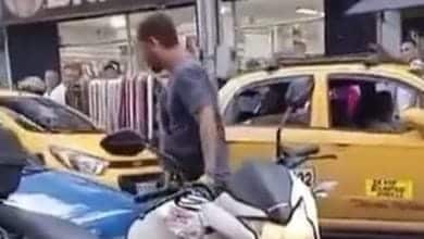 Video viral: En C&uacute;cuta pelea con motociclista termin&oacute; en risas con dos "grandulones"