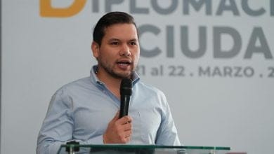 Revelan los chat que podrían 'hundir' más al presidente de la Cámara de Representantes