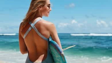 &iquest;C&oacute;mo disimular la barriga con un vestido de ba&ntilde;o?