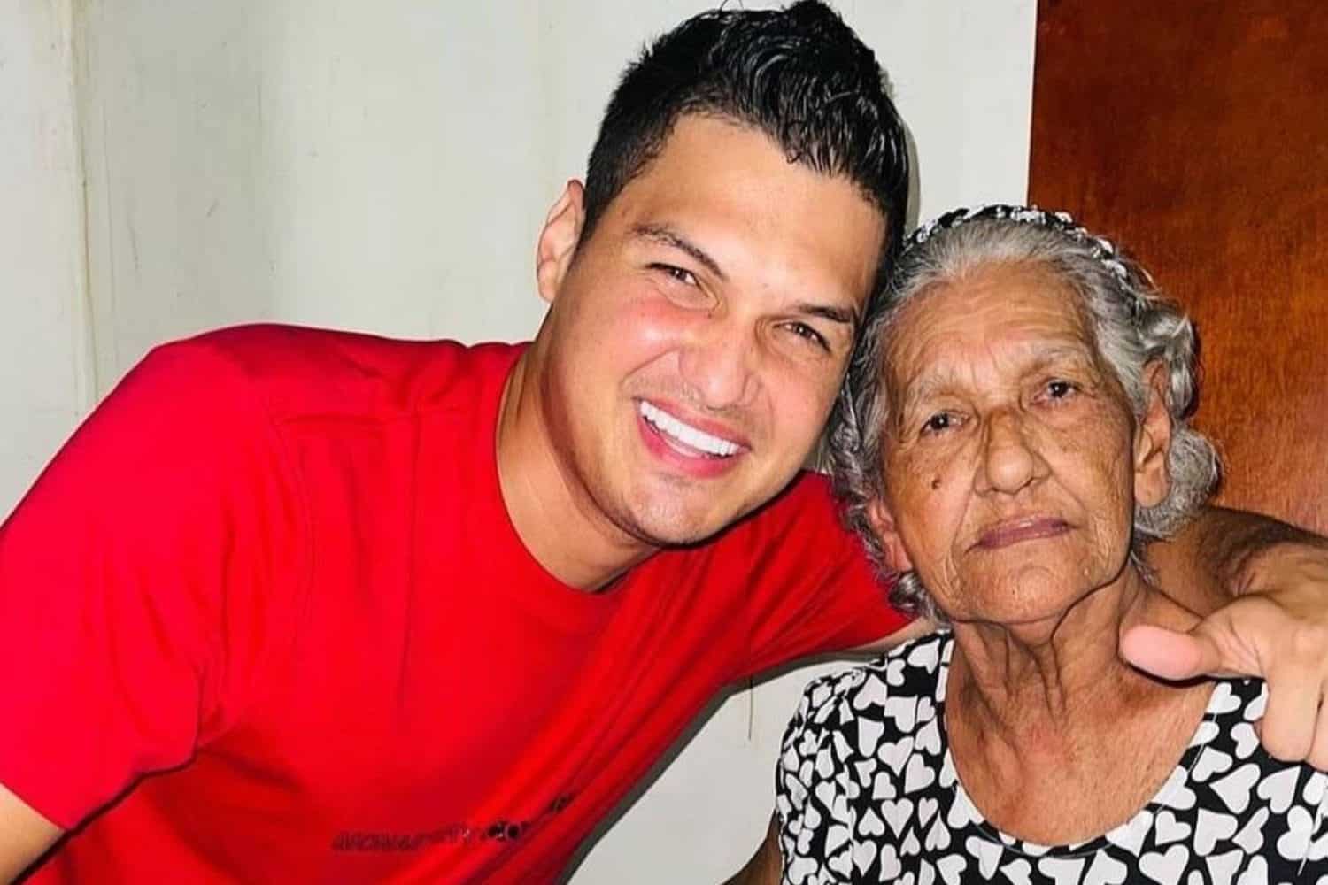 "La artista era mi abuela, no mi pap&aacute;": Elder Day&aacute;n D&iacute;az