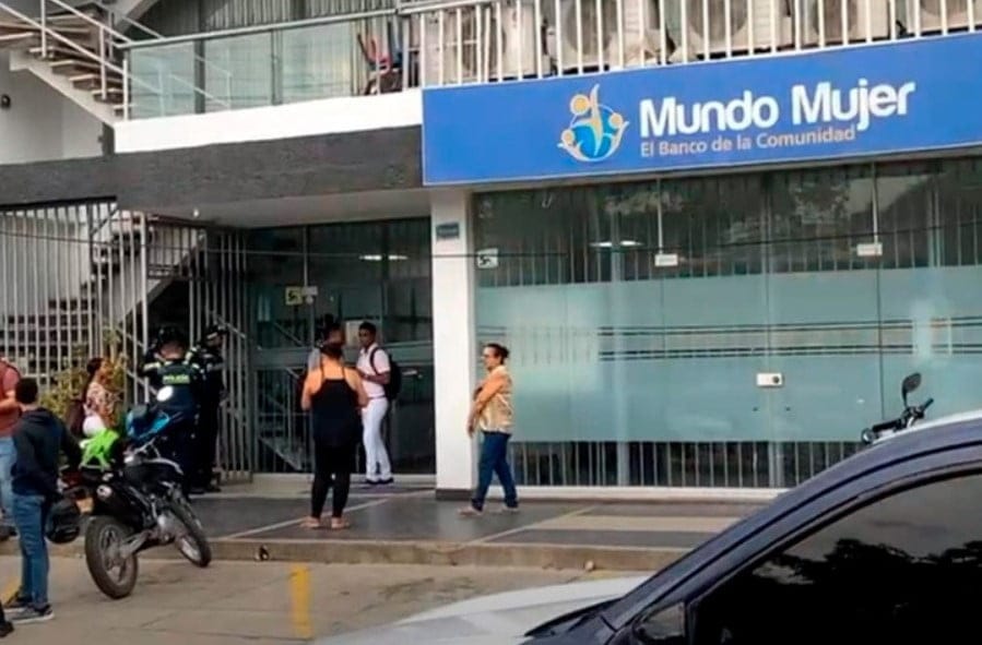 Robo a banco en Santa Marta quedó registrado en video; terminó en balacera