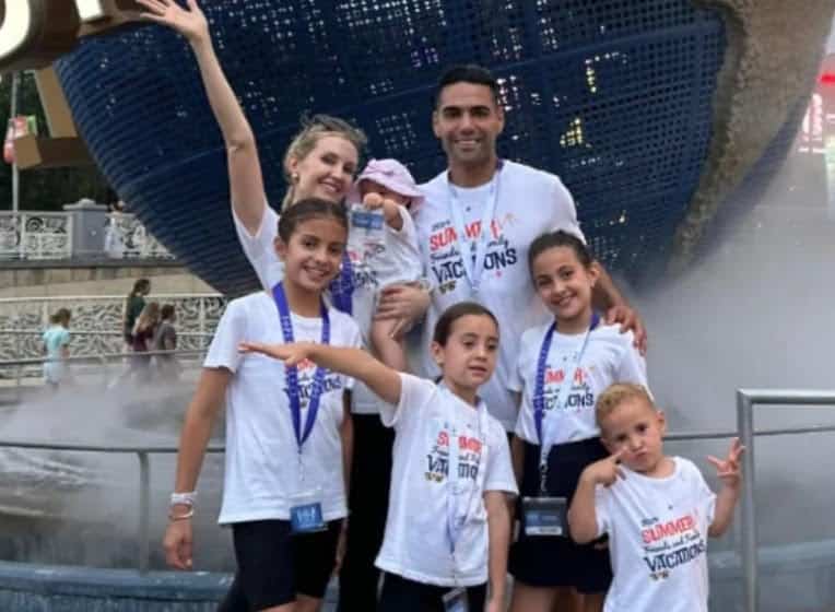 Director de la Polic&iacute;a Nacional revel&oacute; c&oacute;mo ser&aacute; la seguridad de Falcao y su familia en Bogot&aacute;