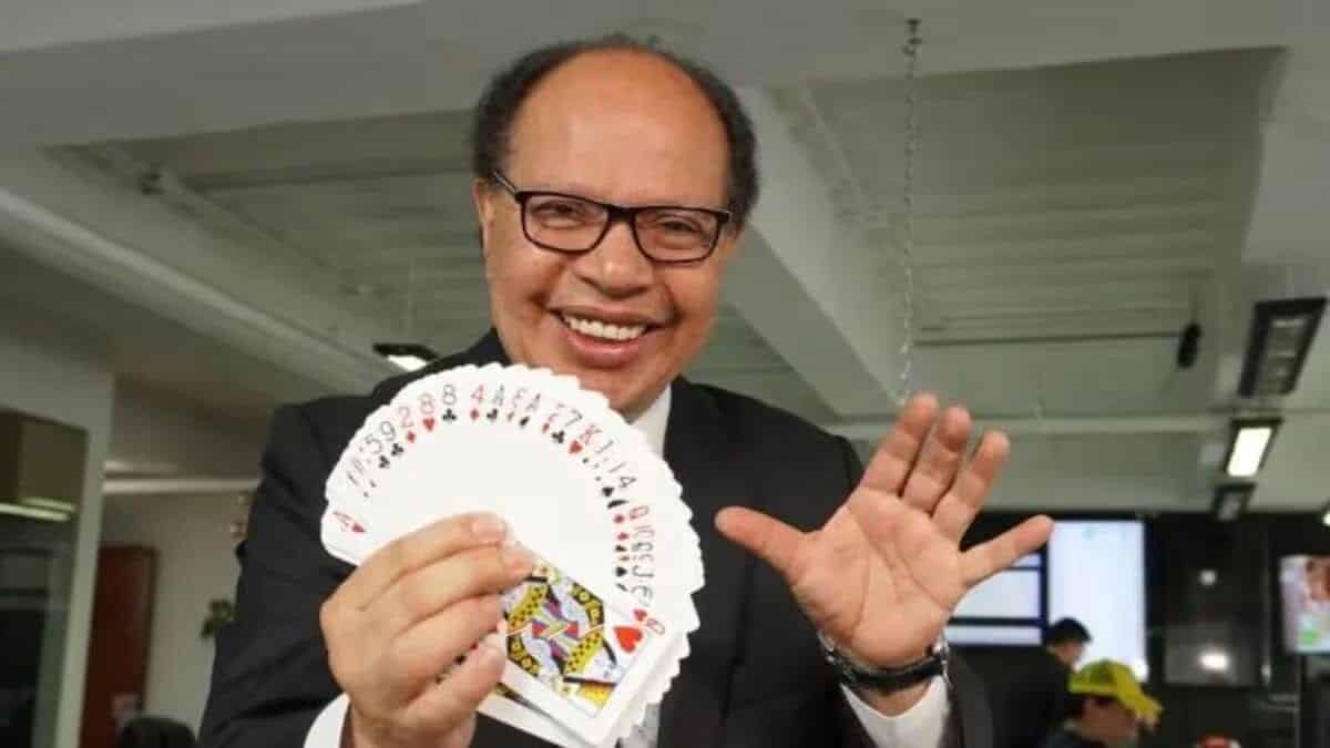 Falleci&oacute; el ilusionista colombiano Gustavo Lorgia