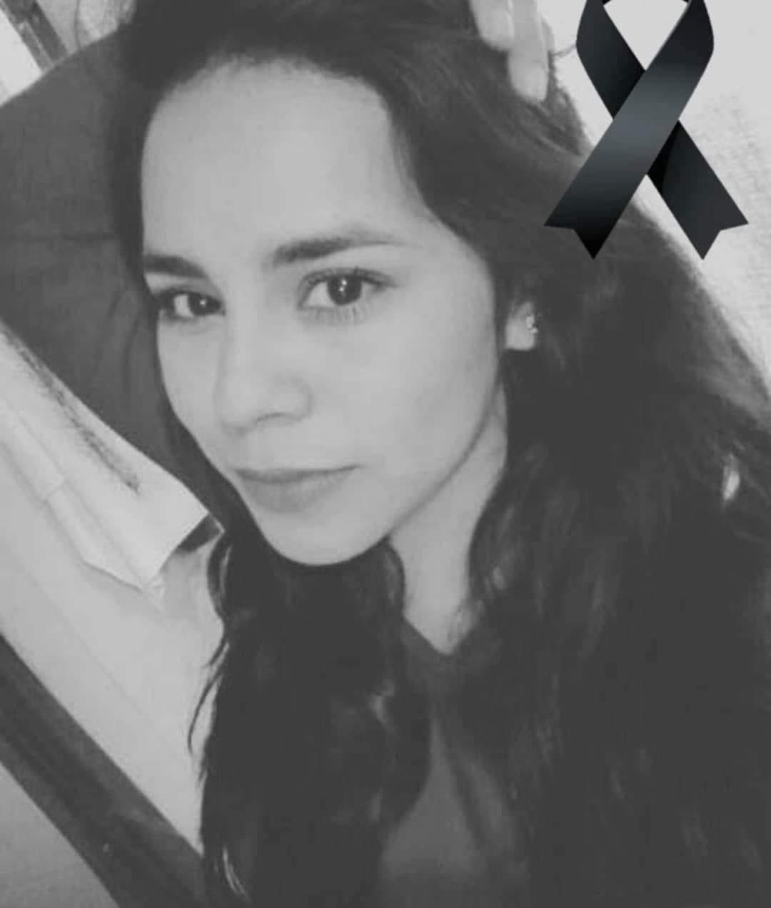 Mujer perdi&oacute; la vida al intentar tomarse una selfie junto a un tren en movimiento&nbsp;