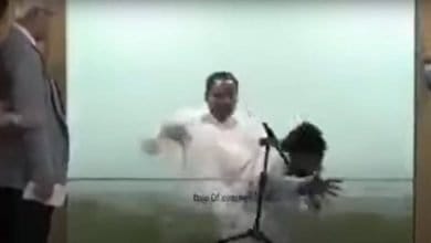 Impactante video: hombre muri&oacute; electrocutado mientras lo bautizaban