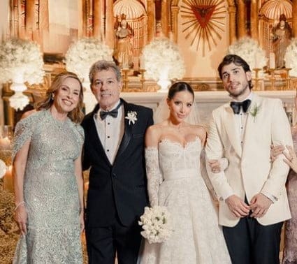 Este es el poderoso empresario, padre de Silvy Araujo