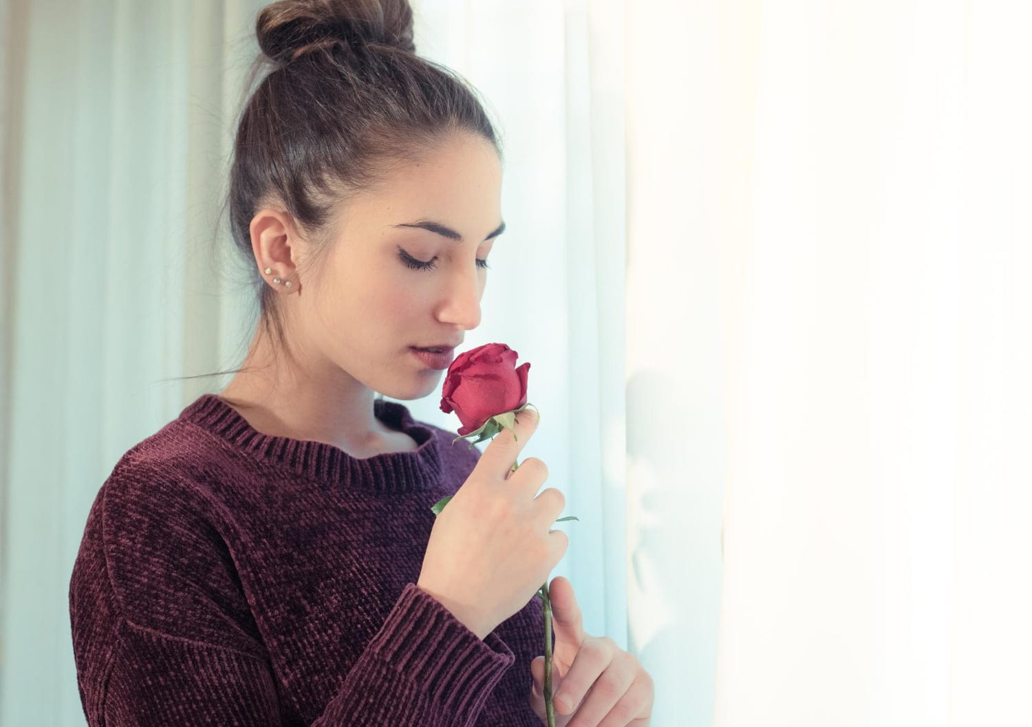&iquest;Por qu&eacute; recomiendan oler una rosa cuando no puedes&nbsp;dormir?