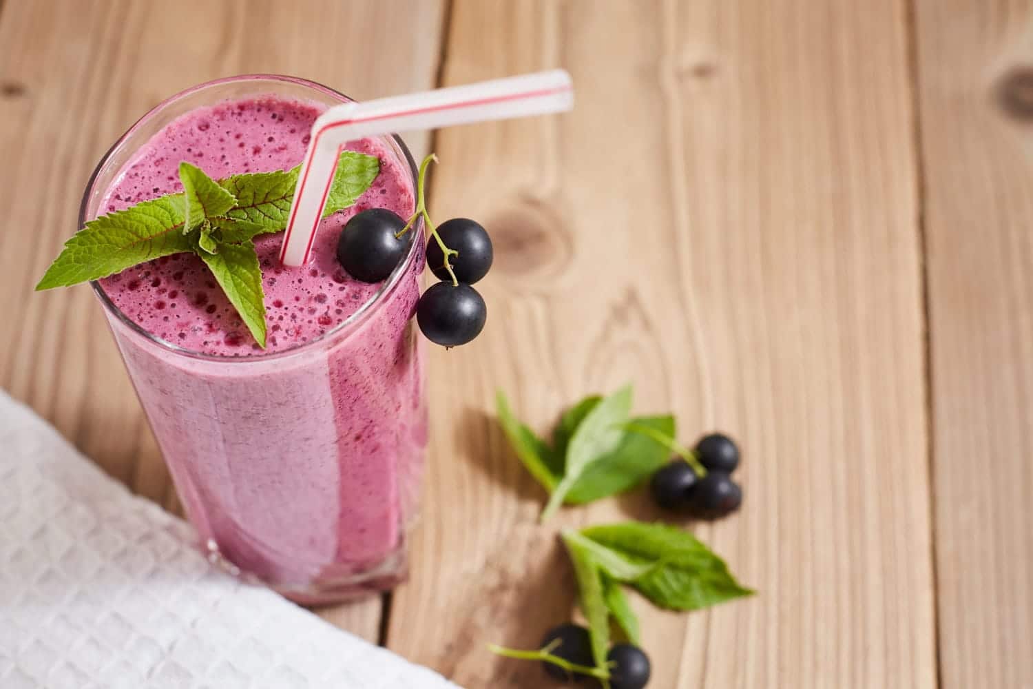 Beneficios de tomar un batido de agraz en ayunas.