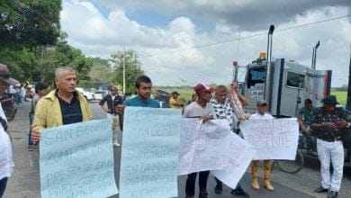 V&iacute;ctimas de crisis en La Mojana entran en paro