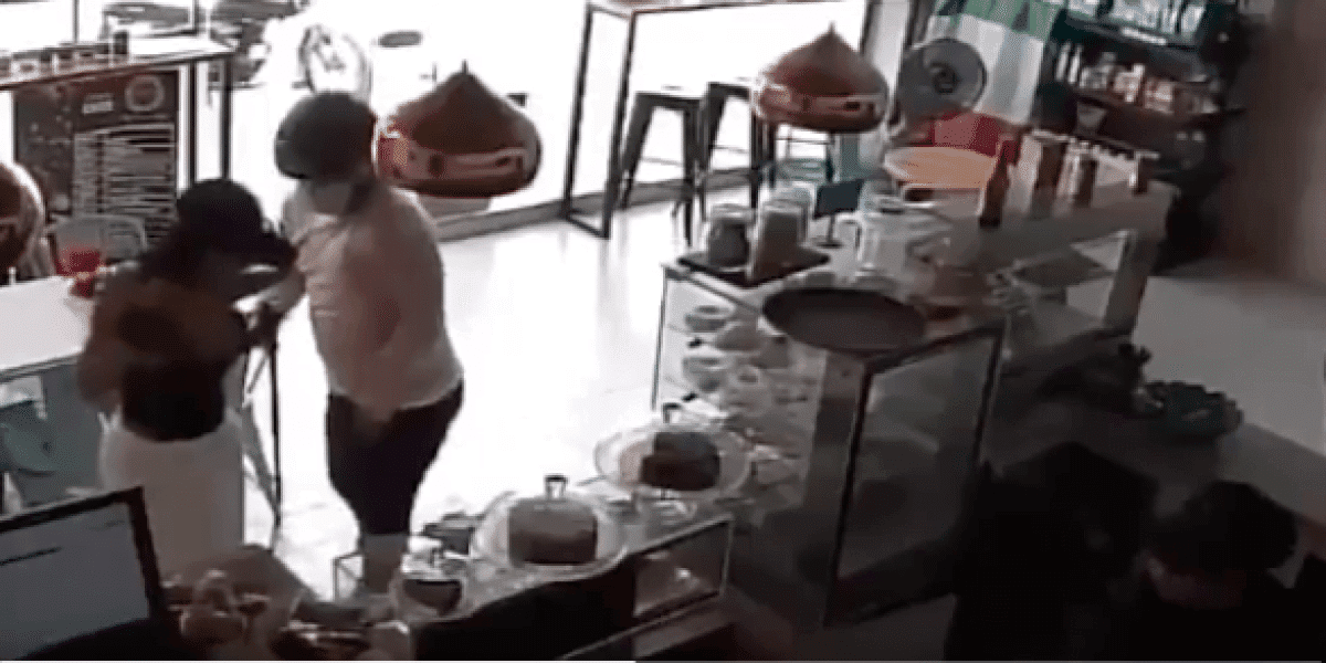 En video: As&iacute; qued&oacute; grabado el asalto a mano armada a Natalia Curvelo