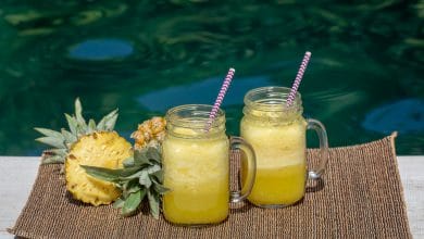 Beneficios sorprendentes de beber agua de pi&ntilde;a en ayunas todos los d&iacute;as