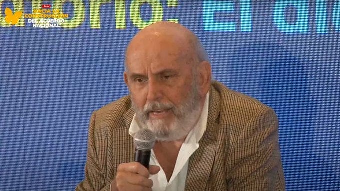 "No est&aacute; tan loco": Maurice Armitage tras reunirse con Petro