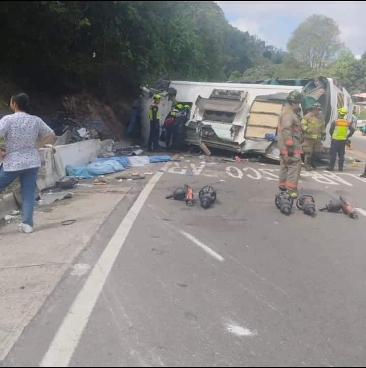 Impactantes im&aacute;genes deja accidente entre Bogot&aacute; y La Mesa
