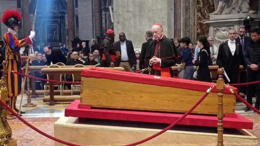 Polémica en elección del nuevo papa por presencia de un cardenal peruano en el cónclave