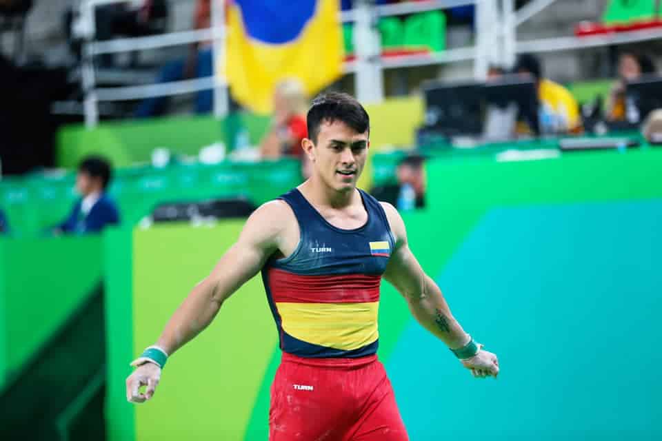 Jossimar Calvo y su esposa resultan heridos tras explosi&oacute;n que derrib&oacute; torres de energ&iacute;a en C&uacute;cuta