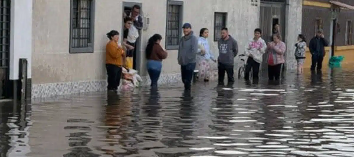 Facatativ&aacute; revive el drama de las inundaciones: lluvias extremas dejan barrios bajo el agua y familias en angustia
