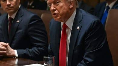 La advertencia se relaciona con instalaciones estrat&eacute;gicas como la terminal petrolera ubicada en la isla de Kharg, considerada uno de los principales puntos de exportaci&oacute;n de crudo del pa&iacute;s asi&aacute;tico. Un eventual ataque contra esa infraestructura podr&iacute;a tener efectos relevantes en el mercado energ&eacute;tico internacional.