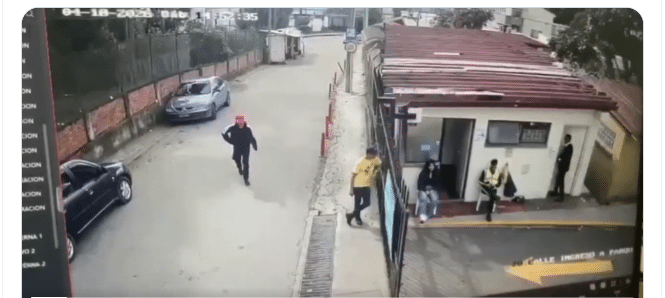 sin senos s&iacute; hay para&iacute;so