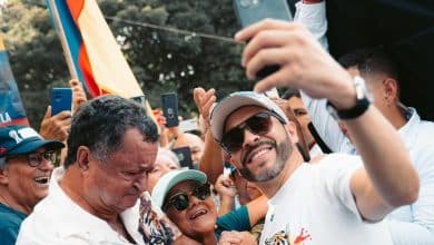De la Espriella responde a Petro y Cepeda con amenazas pol&iacute;ticas