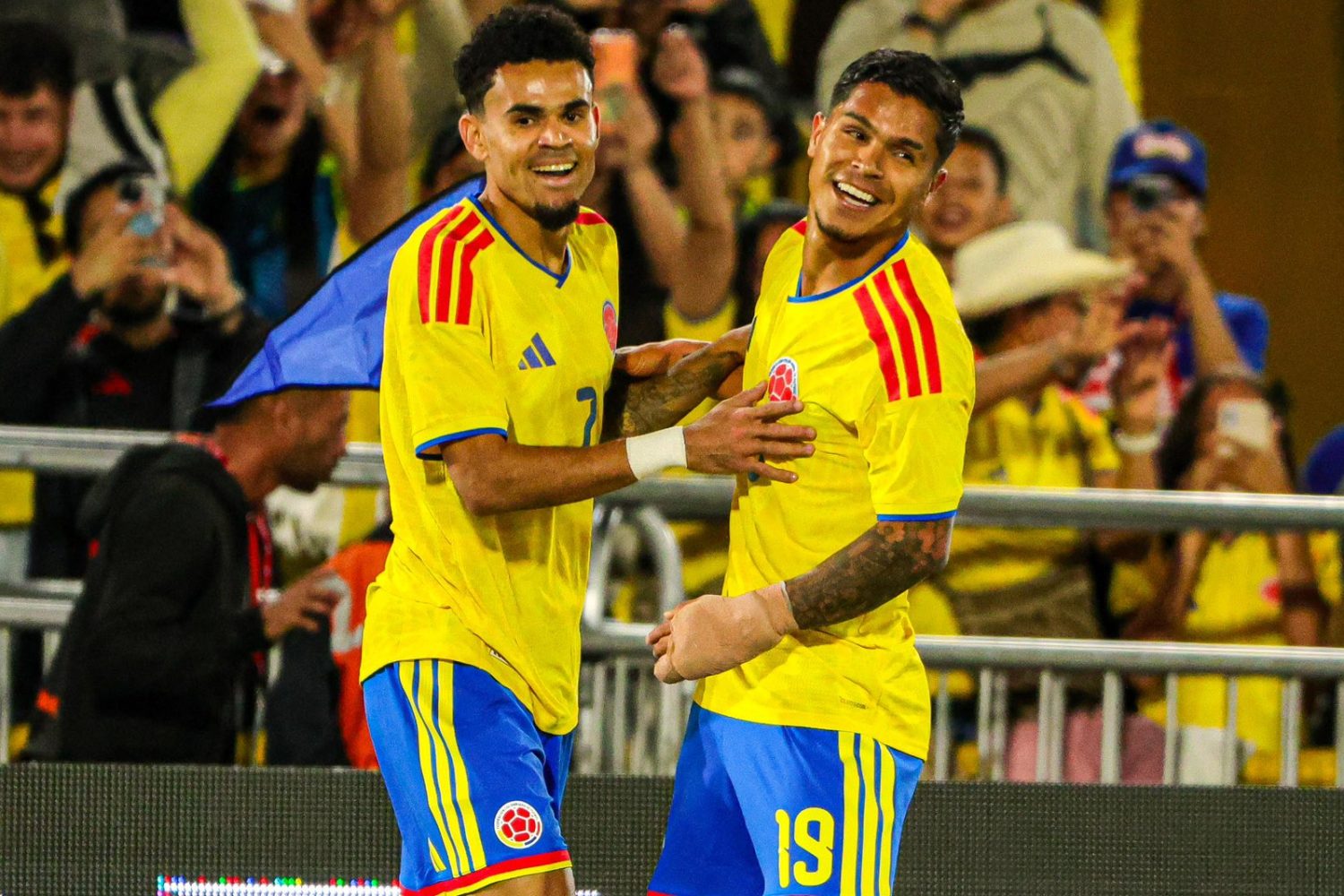 La camiseta de Colombia entra al top 15 de las mejores del Mundial 2026, seg&uacute;n ranking de medio estadounidense