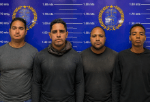 Capturados polic&iacute;as que estaban robando entre los escombros en Venezuela