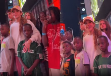 Antes de brillar en la final del Mundial, Shakira disfrut&oacute; de Nueva York junto a sus hijos y los Ghetto Kids