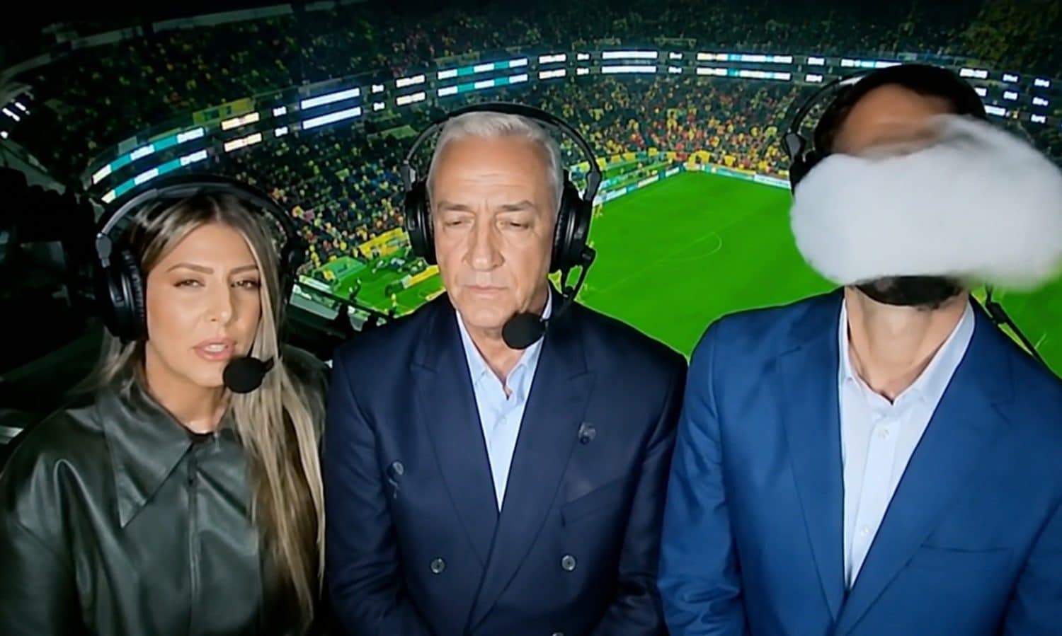 Agreden periodista ecuatoriano durante transmisi&oacute;n en vivo