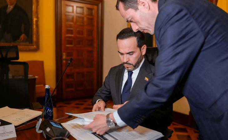 De La Espriella lanza advertencia a los criminales: m&aacute;s de 30 extradiciones en 16 d&iacute;as